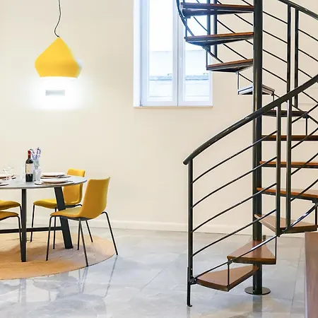 Florette 1br W Stunning Lounge Terrace By Arco Collection Apartment