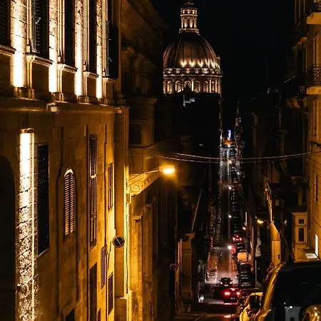 Florette 1br W Stunning Lounge Terrace By Arco Collection Appartamento