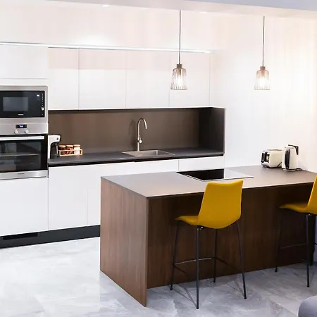 Florette 1br W Stunning Lounge Terrace By Arco Collection איל-פוריאנה