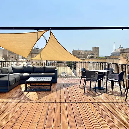 Florette 1br With Stunning Lounge Terrace By Arcobnb *