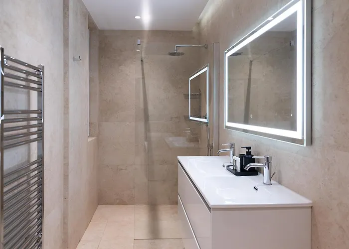 Apartment Florette 1br W Stunning Lounge Terrace By Arco Collection *